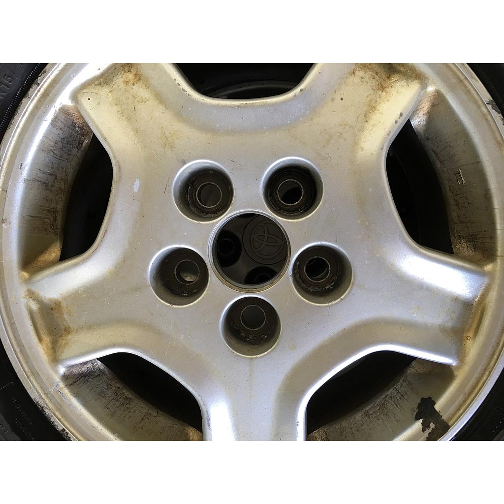 JUEGO DE AROS 15 TOYOTA  4X100 (OEM)